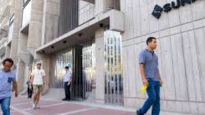 Modifican el directorio de la intendencia de principales contribuyentes nacionales y los directorios de principales contribuyentes de la intendencia lima y de las intendencias de tributos internos