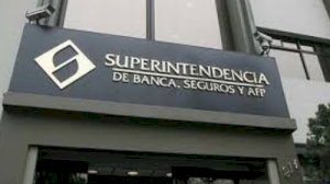 Renominan el Título II así como la Única Disposición Complementaria Final por Primera Disposición Complementaria Final e incorporan el Capítulo V y la Segunda Disposición Complementaria Final al Título II del Compendio de Normas de Superintendencia Reglamentarias del SPP aprobado por Resolución Nº 054-98-EF/SAFP y sus modificatorias referidas a las autorizaciones de organización y funcionamiento de las Administradoras Privadas de Fondos de Pensiones; y dictan otras disposiciones