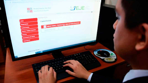 Disponen la implementación del Expediente Judicial Electrónico y la Mesa de Partes Electrónica para el proceso especial de flagrancia, en órganos jurisdiccionales de la Corte Superior de Justicia de Lima Sur