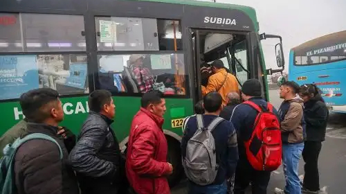 Establecen medidas para combatir los delitos de extorsión y sicariato que afectan a las empresas de transporte público y transporte de mercancías