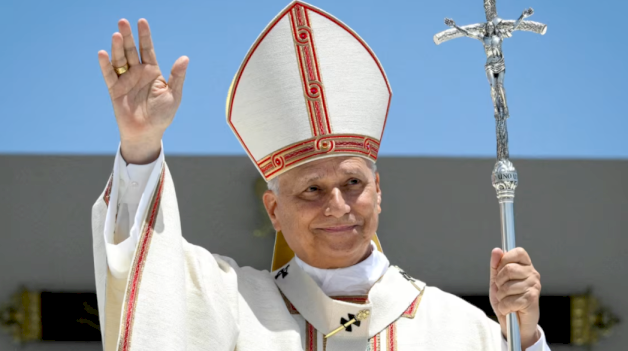 Decreto Supremo que declara días no laborables compensables por la visita de Su Santidad el Papa León XIV al Perú