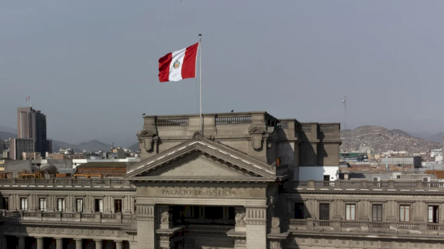 La nulidad de acuerdos societarios caduca al año de su adopción (Casación N.º 574-2022-Arequipa)