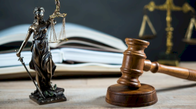 La contumacia no puede detener el plazo de prescripción por hechos ocurridos antes de la Ley N.º 26641 (R. N. N.º 64-2026 CSNJ Penal Especializada)