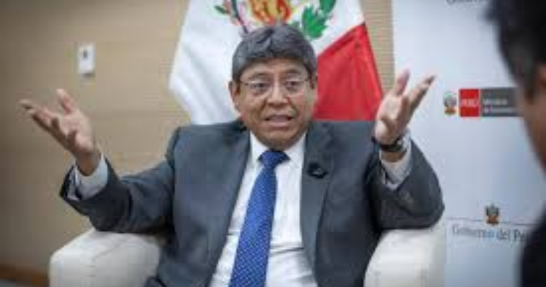 MEF alista combo tributario-laboral para facilitar la formalización de empresas y trabajadores