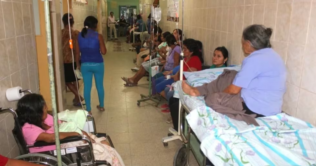 Las remuneraciones de EsSalud representan la mitad de su presupuesto: las razones del deterioro del sistema de salud