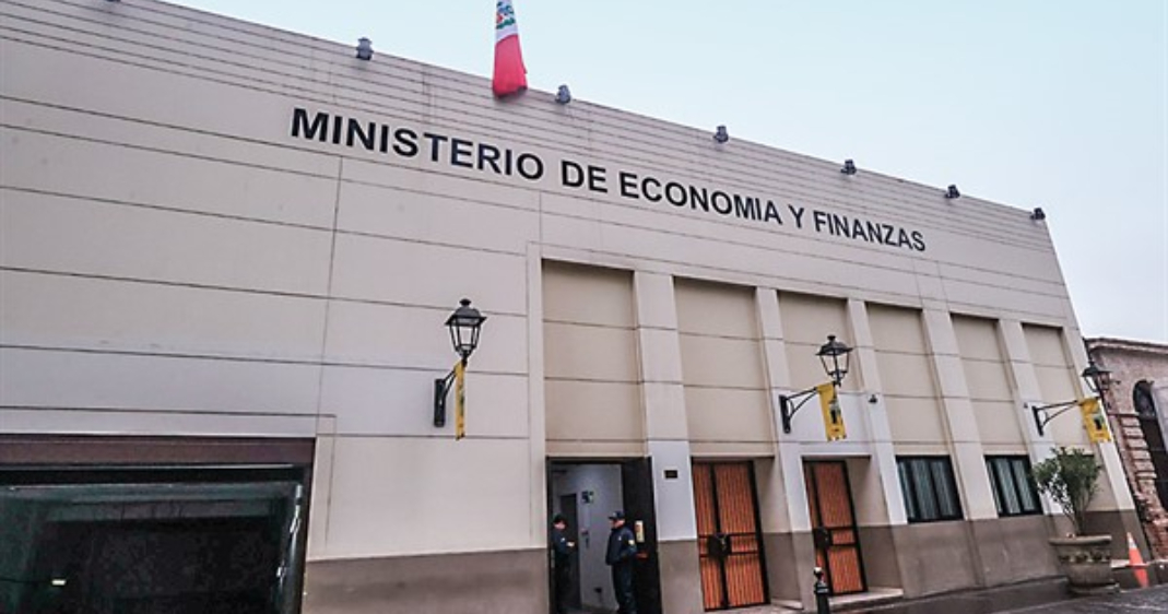 MEF: Reducción de trámites mejorará la competitividad