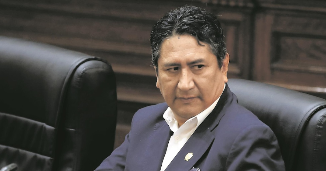 Sexto Juzgado de Investigación Preparatoria Nacional sostiene que el fallo del Tribunal Constitucional a favor de Vladimir Cerrón es “materialmente inejecutable en sus propios términos”