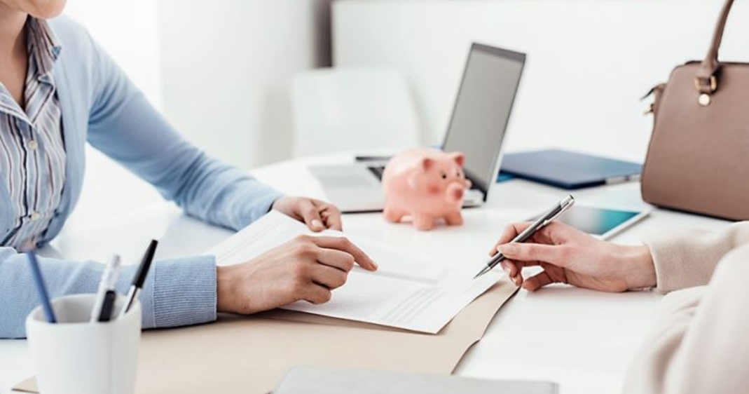 Suplemento Jurídica: Independientes deberán afiliarse a un sistema de pensiones desde 2028. ¿Qué implica?