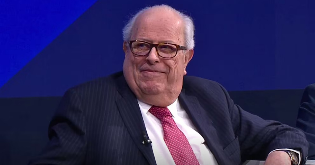 Julio Velarde y su cátedra en el Foro Económico Mundial: “Si tienes una población educada, serás próspero al final”