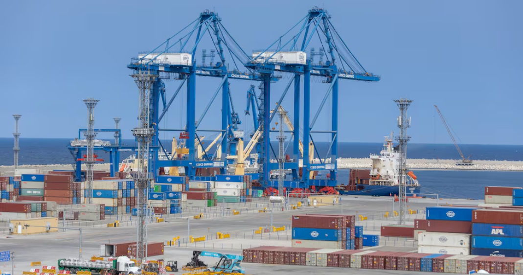 Unos US$3.600 millones de importaciones se movilizaron en el Puerto de Chancay: Los datos que deja su primer año de operación comercial