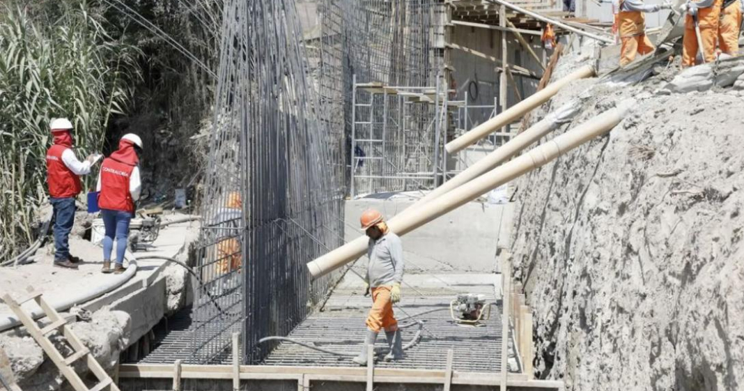 Hasta el 45% de obras públicas están paralizadas