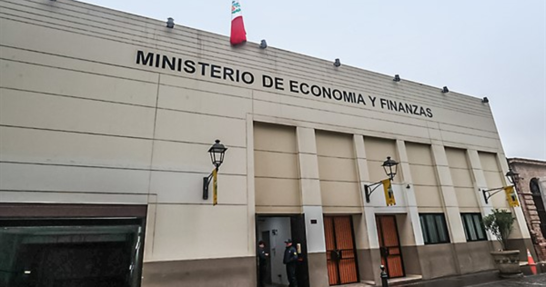 Gobierno baja déficit fiscal a 2.2% del PBI en el 2025