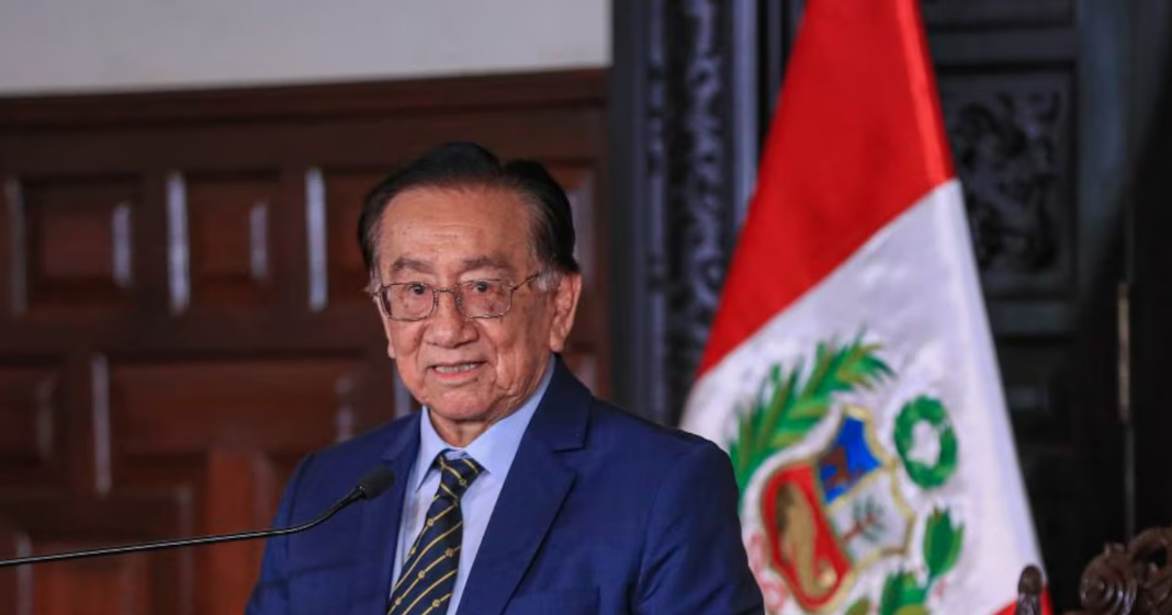 José María Balcázar solicita al Congreso una pensión vitalicia como expresidente