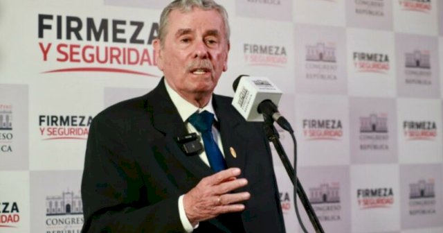Rospigliosi denuncia ante la JNJ a tres jueces por inaplicar leyes sobre lesa humanidad y amnistía