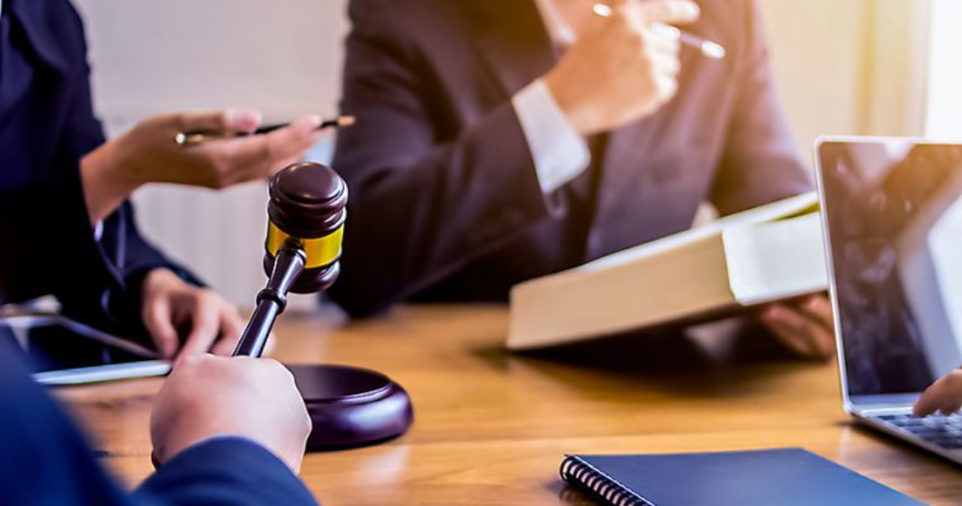 Suplemento legal Jurídica: Limitar la casación administrativa, una reforma en debate