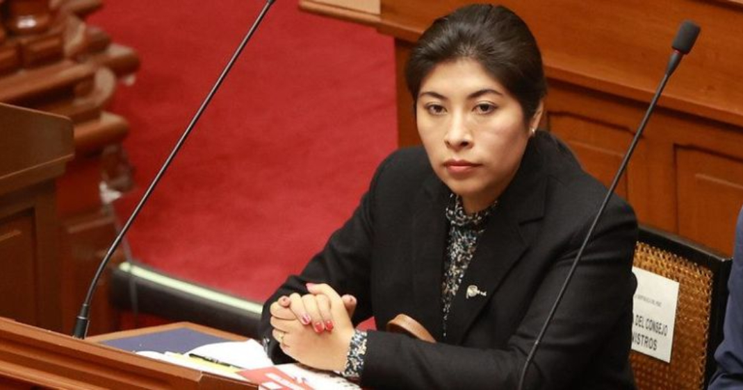 Fiscalía formaliza investigación contra Betssy Chávez por presunto tráfico de influencias y negociación incompatible