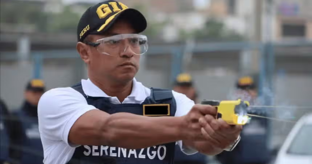 Mininter oficializa el uso de pistolas eléctricas y gas pimienta para el Serenazgo municipal