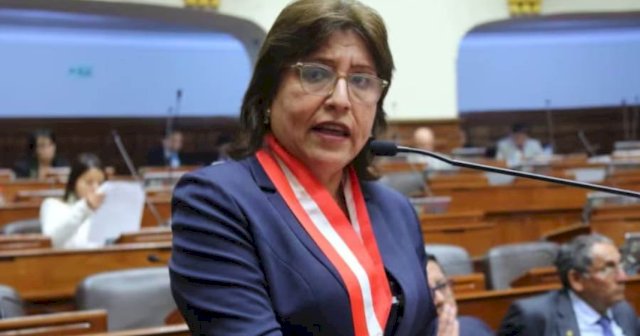 Exdecanos del CAL denuncian penalmente a Delia Espinoza por presunta falsedad genérica y ocultamiento de documento