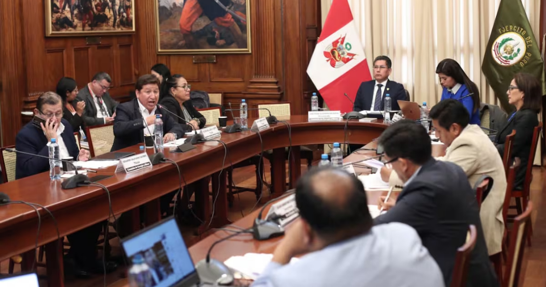 Son 5 las bancadas que más apoyaron el Reinfo