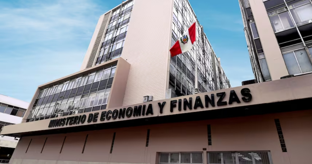 Déficit fiscal se redujo a 0,9% del PBI a setiembre, según el MEF
