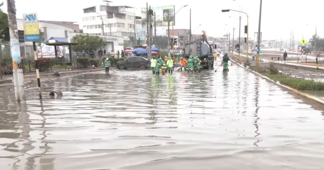 El Niño Costero se prolongaría hasta el otoño de 2027: ENFEN prevé más lluvias y calor récord en la costa