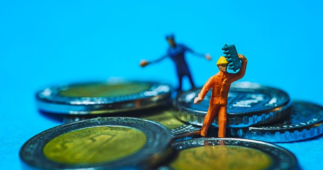 Suplemento Jurídica: Nueva RMV de S/ 1,230 modifica aportes y beneficios laborales en las empresas